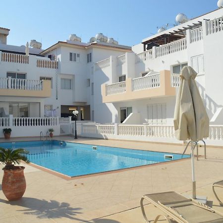 Kapparis Penthouse Lejlighed Paralimni Eksteriør billede