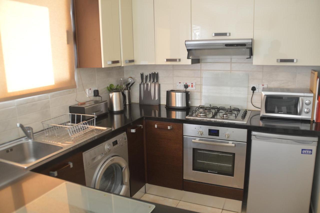 Kapparis Penthouse Lejlighed Paralimni Eksteriør billede