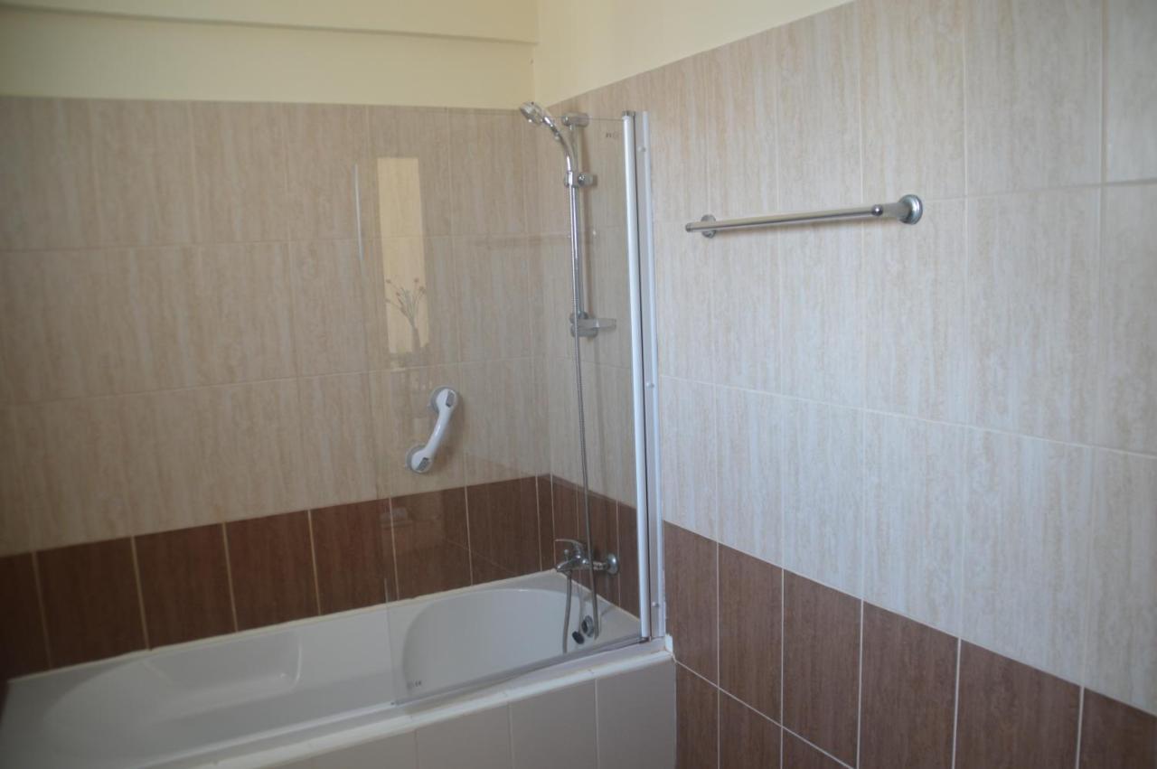 Kapparis Penthouse Lejlighed Paralimni Eksteriør billede